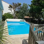 فيلة Des Oceanides سانت جيل كروا دي فيي